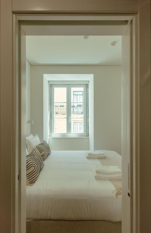 Trindade 19 Apartments - 1B Aragones Lisbon Luaran gambar